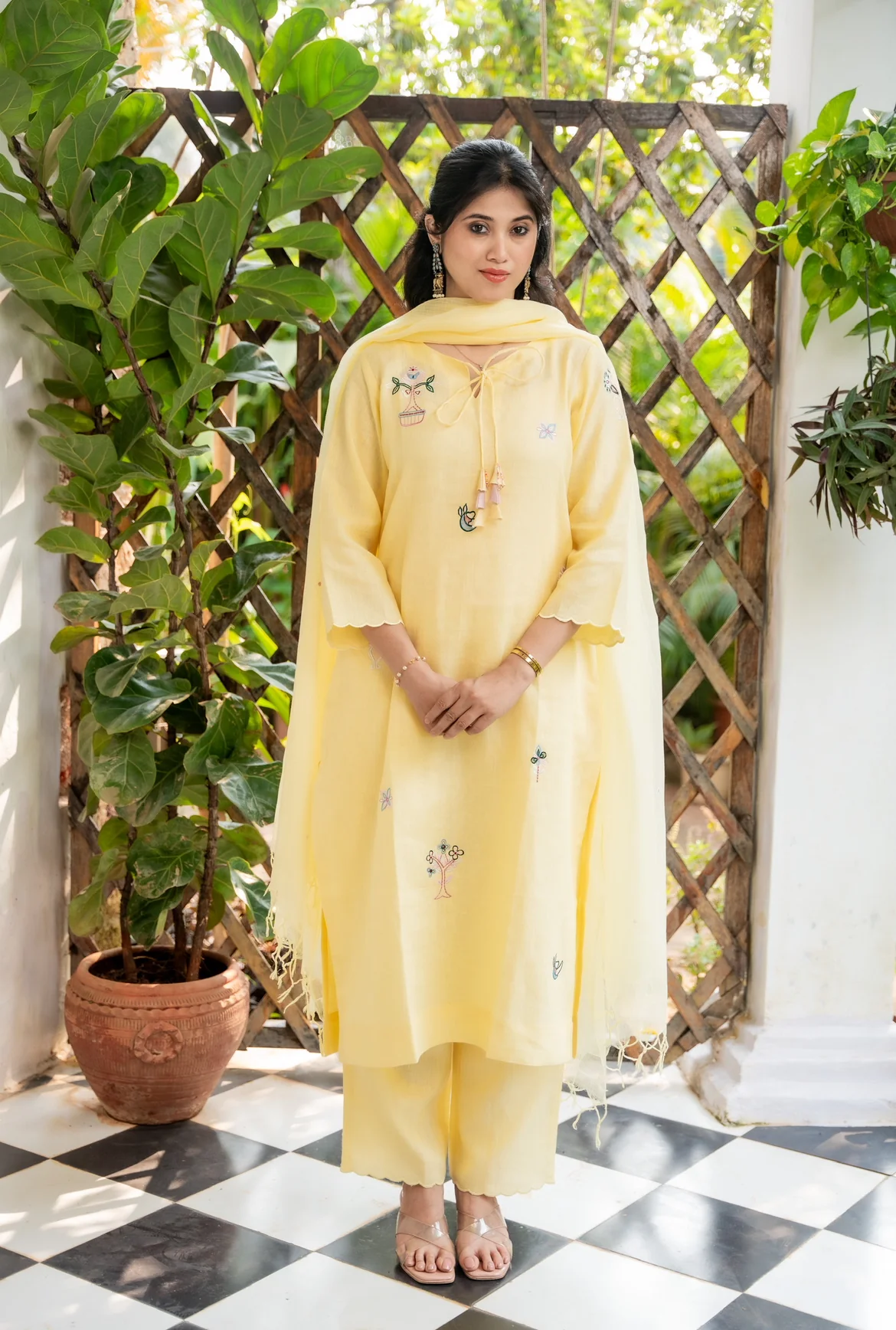 Macaroon Lime Linen Kurta Set - Image 3