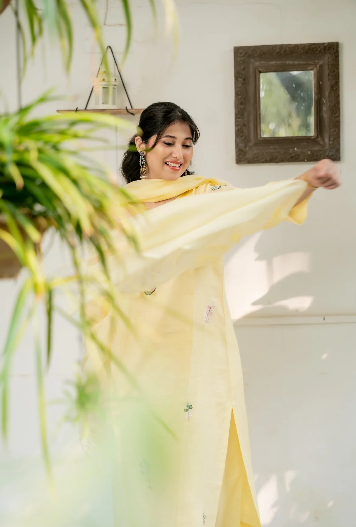 Macaroon Lime Linen Kurta Set - Image 5