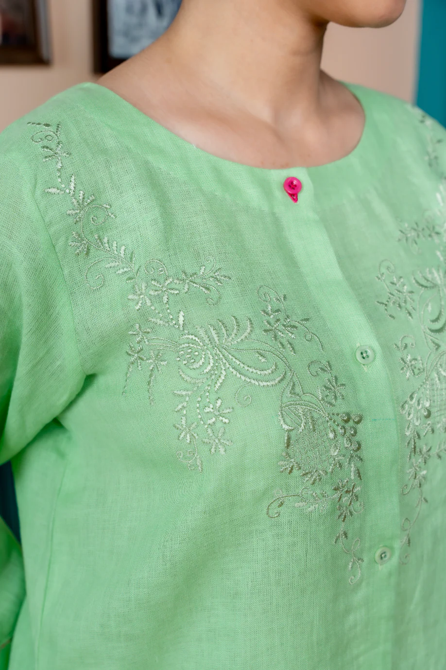 Mint Green Linen Pair - Image 4