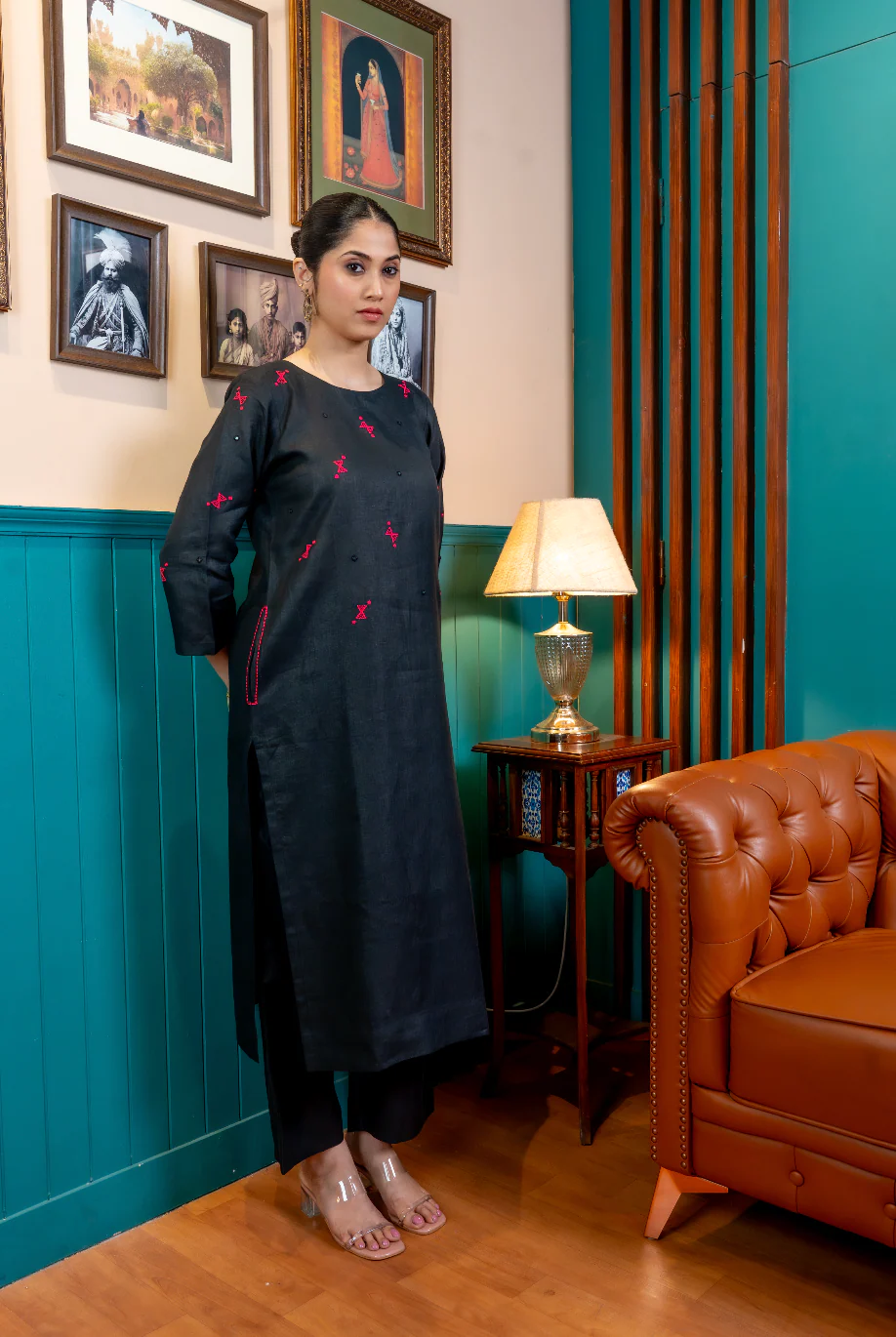 Coal Black Linen Pair - Image 4