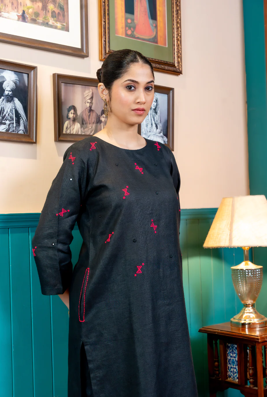 Coal Black Linen Pair - Image 7