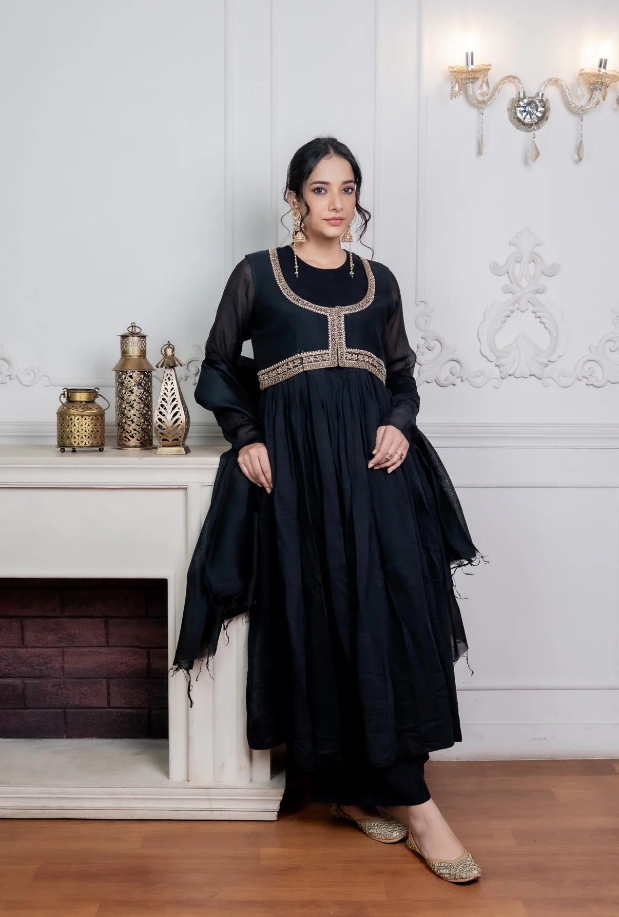 Zari Chanderi Silk Set - Image 4