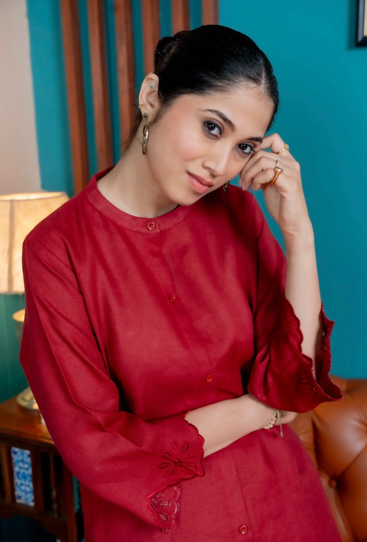Rose Red Linen Pair - Image 4